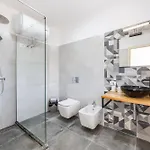 Lejlighed Mabel-the Jacuzzi Rooftop By Ps Golem (Tirana)
