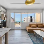 Mabel-the Jacuzzi Rooftop By Ps * Golem (Tirana)