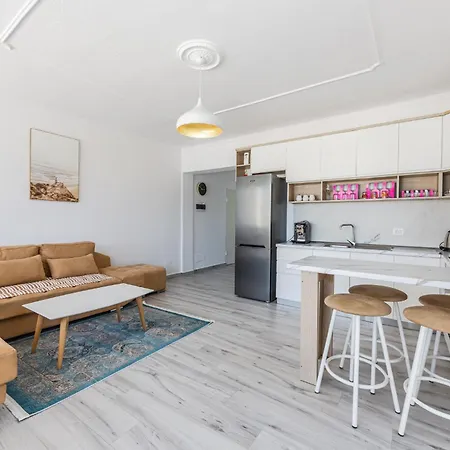 The Rooftop Experience By Ps * Golem