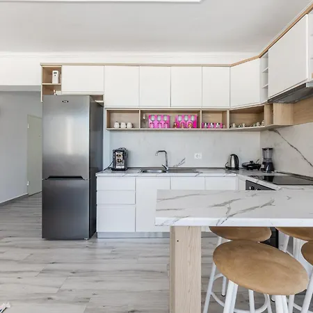 The Rooftop Experience By Ps Golem